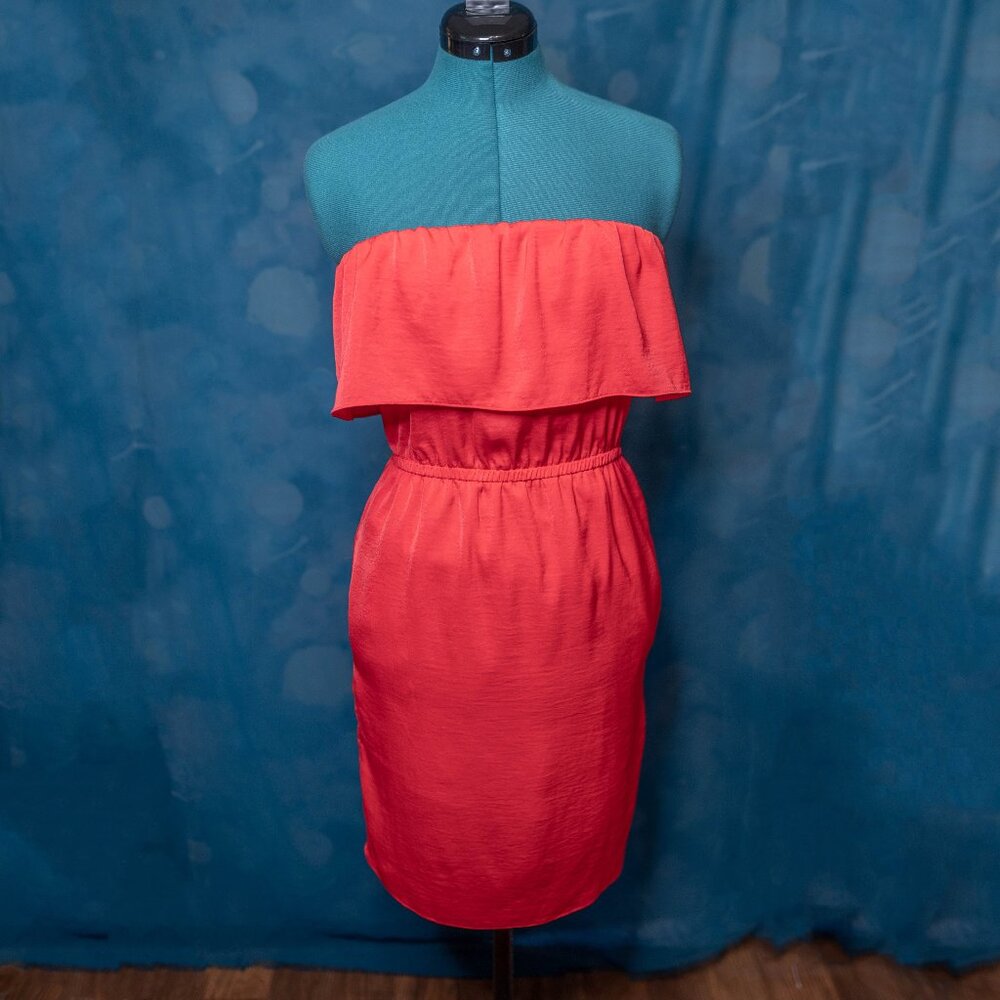 CLEARANCE BCBGMAXAZRIA Strapless Ruffle-Top Red Berry Dress – Size XXS
